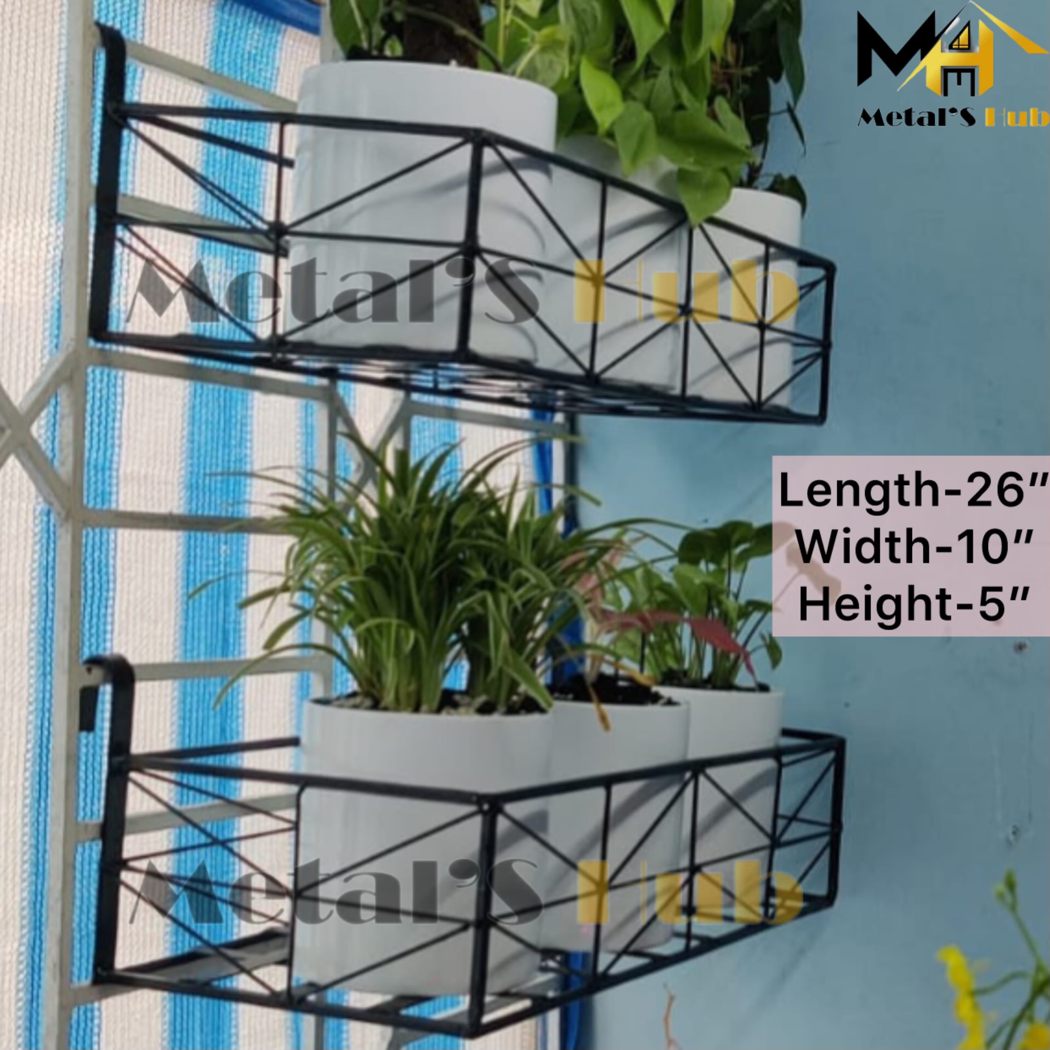 Heavy rack for window